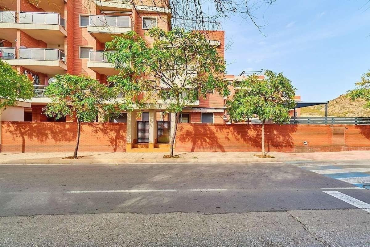 Ca Martina I Apartamento Ideal Con Gran Terraza Cerca Del Mar Santa Pola Kültér fotó