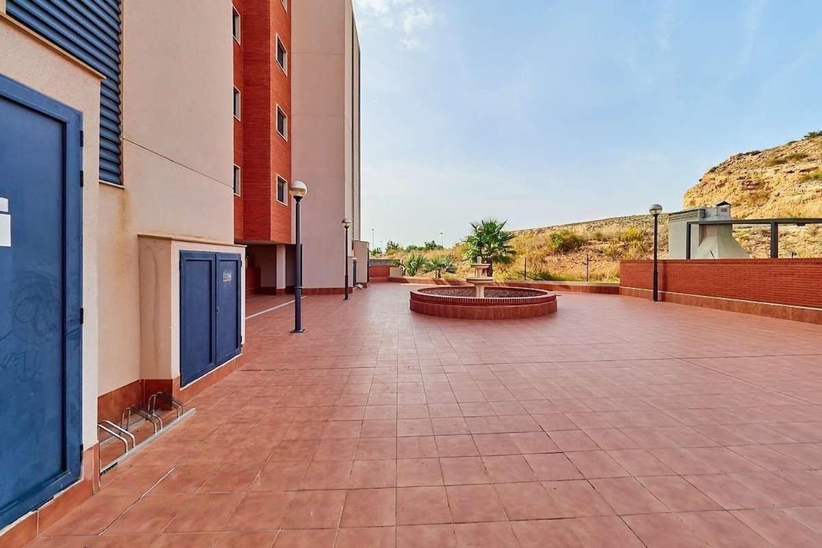Ca Martina I Apartamento Ideal Con Gran Terraza Cerca Del Mar Santa Pola Kültér fotó