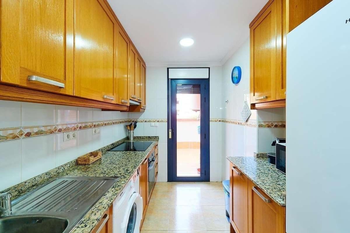Ca Martina I Apartamento Ideal Con Gran Terraza Cerca Del Mar Santa Pola Kültér fotó